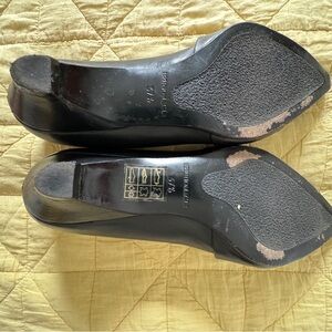 Elegant Black Women's shoes by Brunomagli made in Italy